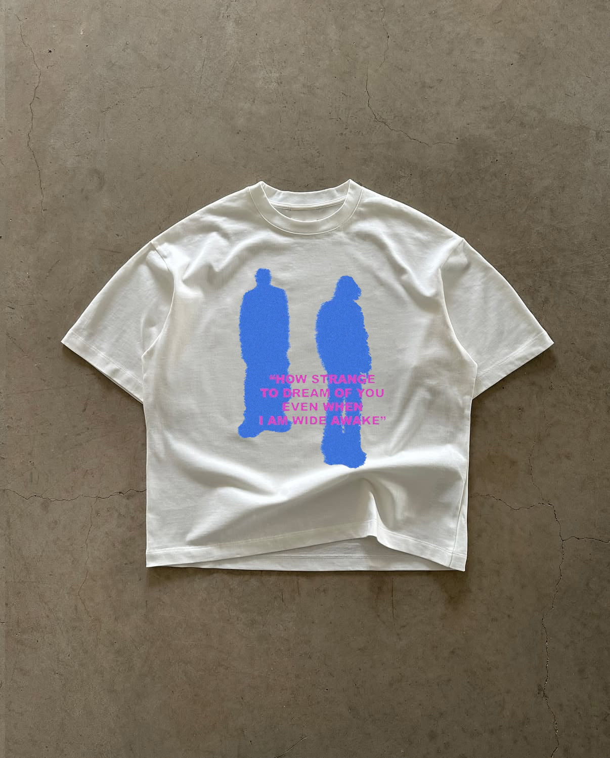 STRANGERS TEE