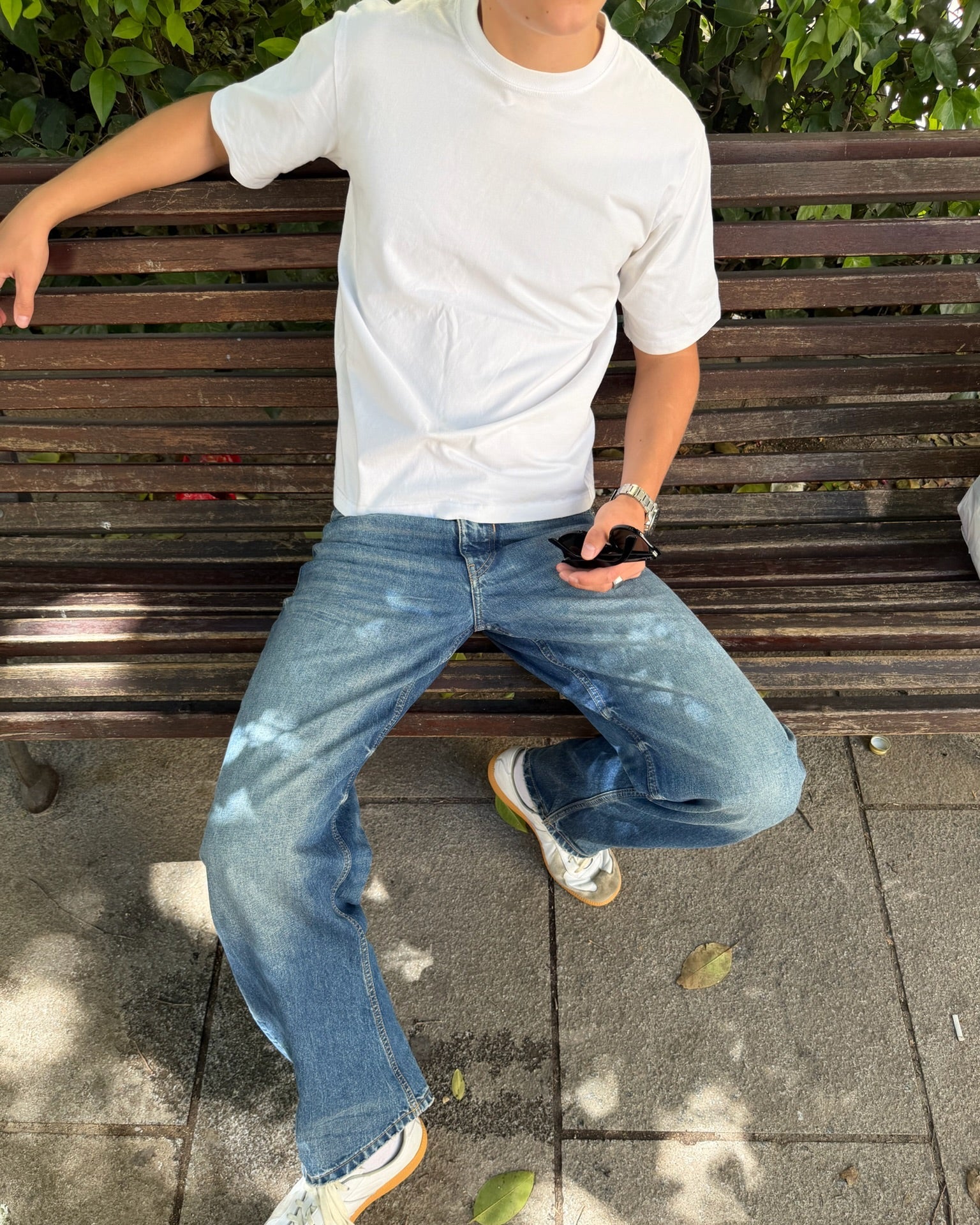 Model is 183cm / 6'0" wearing size M