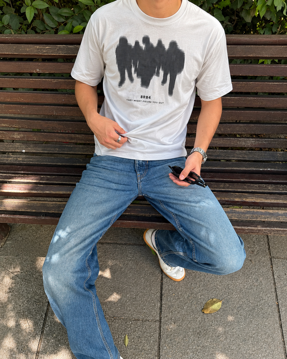 Model is 183cm / 6'0" wearing size M