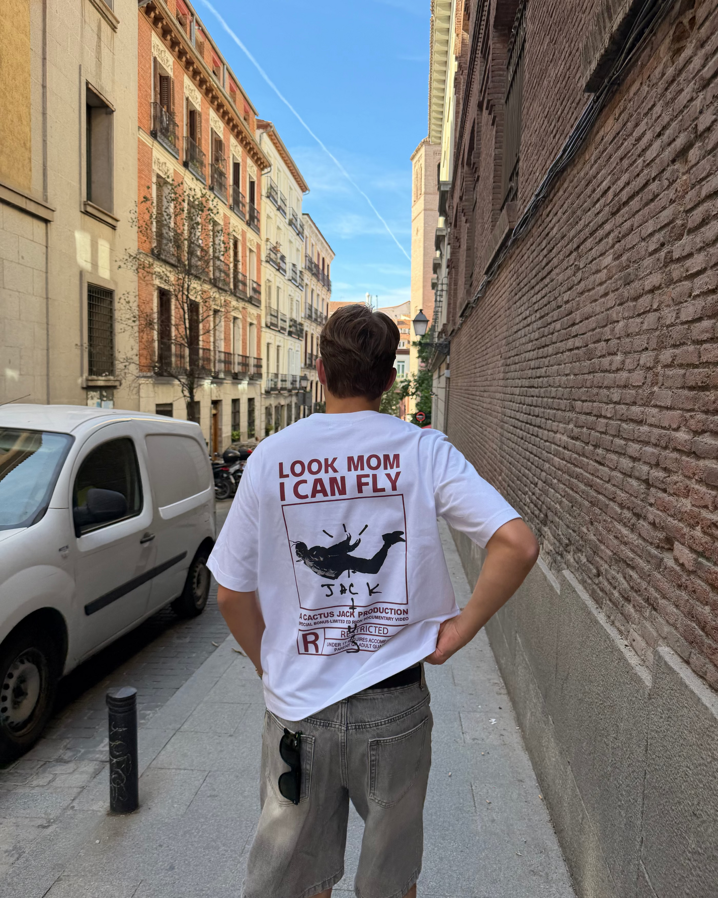 "I CAN FLY" TEE